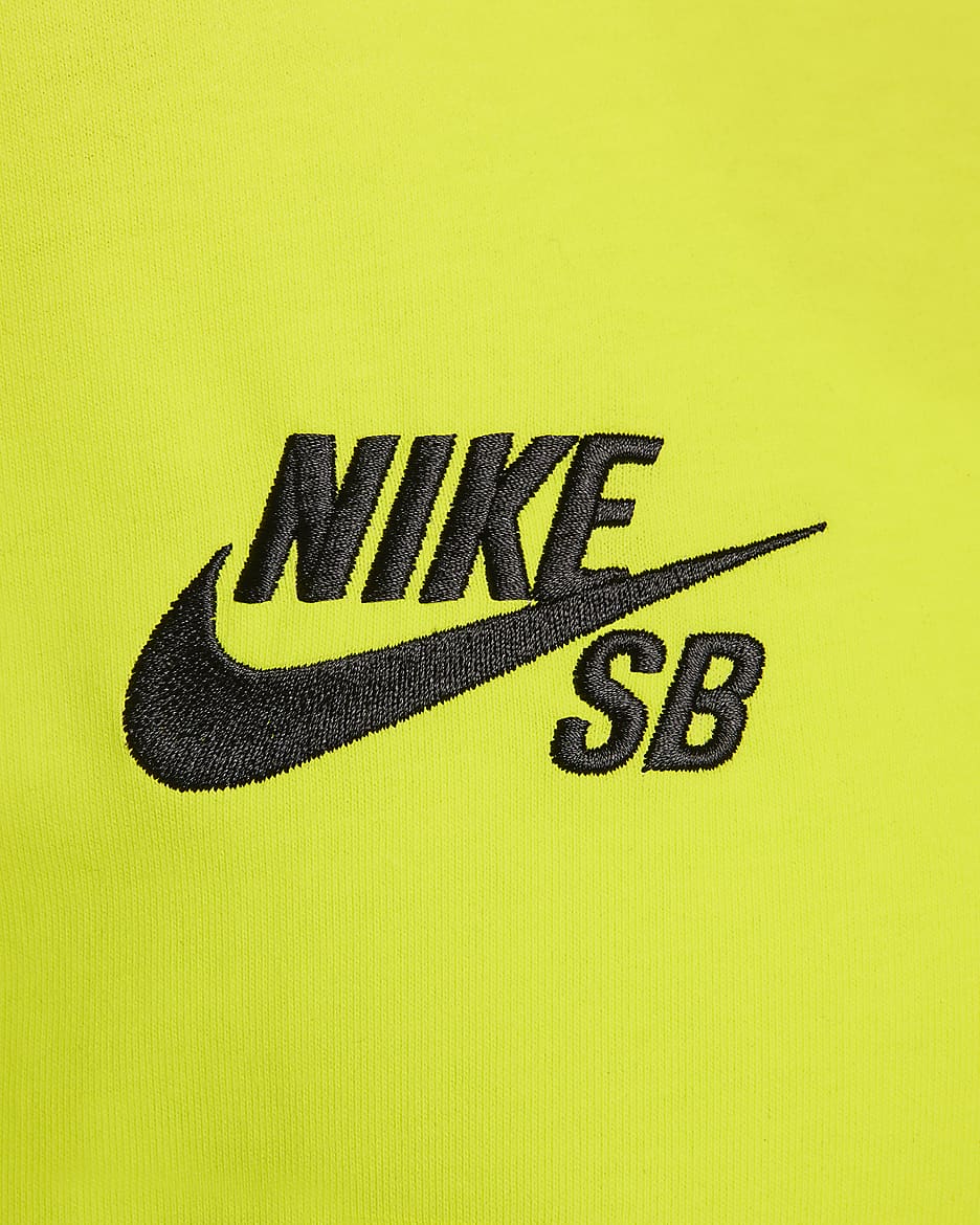 Nike SB Uzun Kollu Kaykay Ti ortu. Nike TR